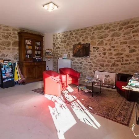 Du Domaine De Fontreal * Saint-Jean-Chambre