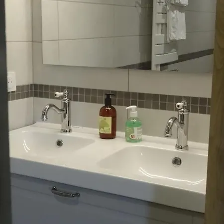 Дом отдыха Du Domaine De Fontreal Saint-Jean-Chambre